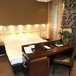Hotel City-ost