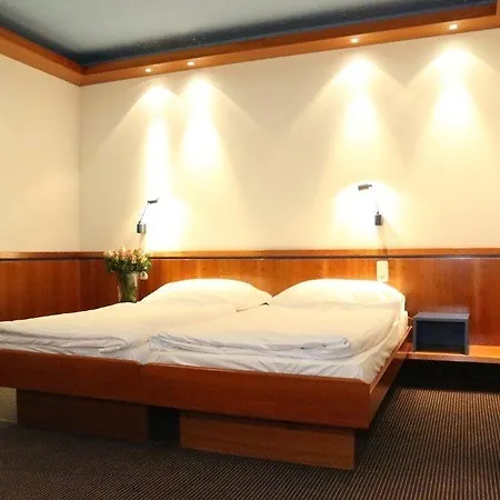 Hotel City-ost