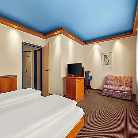 City-ost Hotel 3*