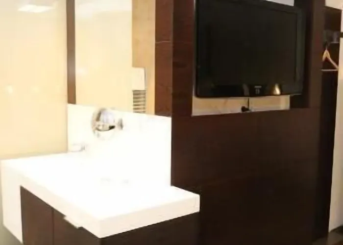 City-ost Hotel Linec